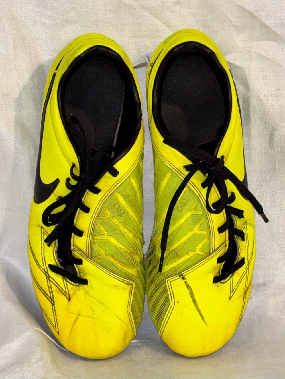 Nike T90 Total 90 Soccer Cleats Volt Black 472547-703 Men’s 8.5 2012